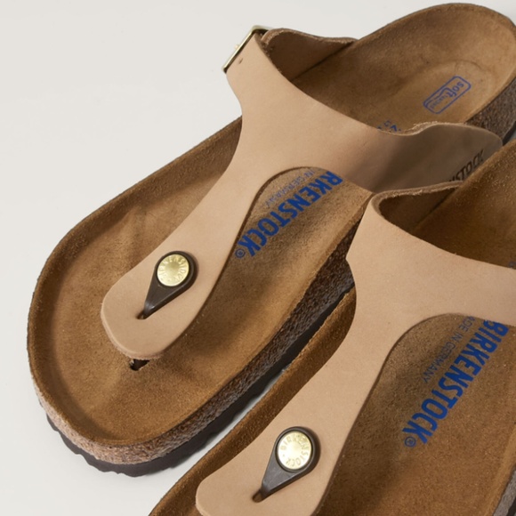 Birkenstock Gizeh Soft Footbed Sandals (Sandcastle) - Picture 2 of 7